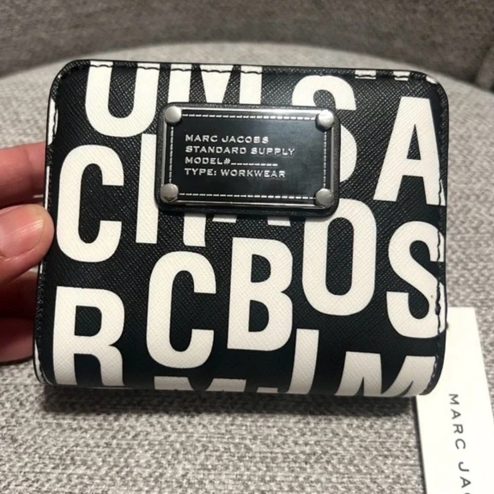 MARC JACOBS Mini Monogram Print Bifold Wallet